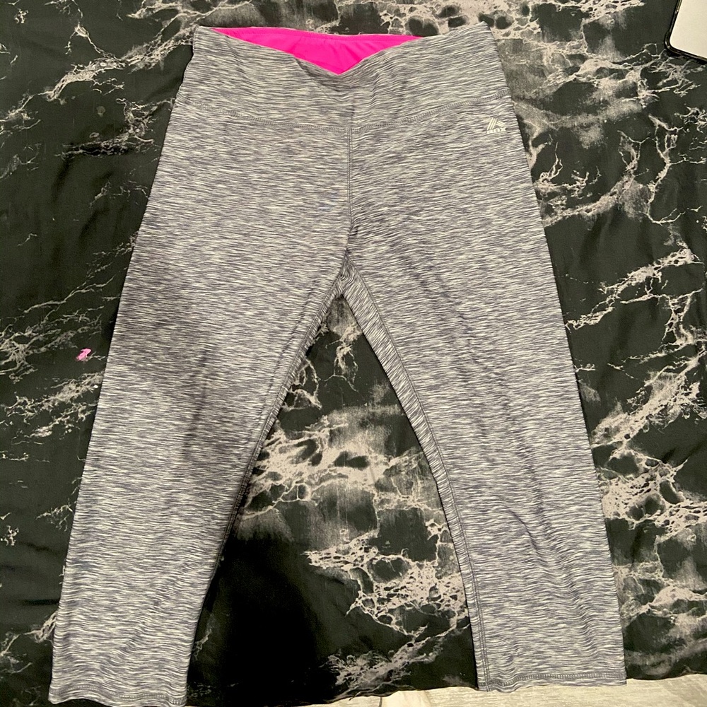 Capri Grey Leggings